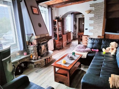Casa Indipendente in vendita a Saint-Vincent frazione Le Ronc Dessous, 4