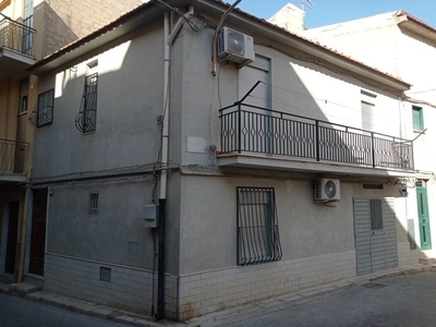 Casa Indipendente in vendita a San Cataldo via baldi 19