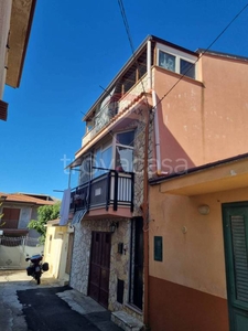Casa Indipendente in vendita a Santa Cristina Gela via Tirana, 6