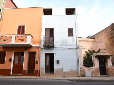 Casa Indipendente in vendita a Sant'Antioco via Cavour, 227