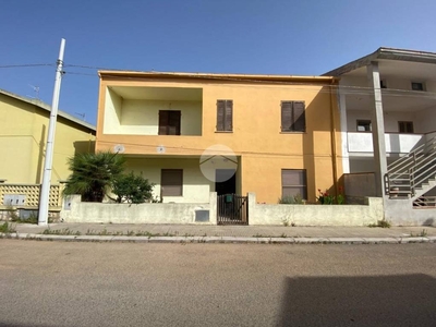 Casa Indipendente in vendita a Sassari via Pisurzi, 11
