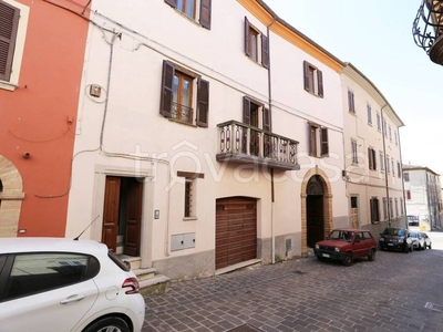 Casa Indipendente in vendita a Sigillo via Ippolito Borghesi