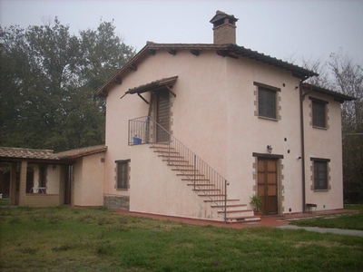 Casa Indipendente in vendita a Tuoro sul Trasimeno