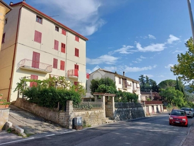 Casa Indipendente in vendita a Valfabbrica via Camillo Benso Conte di Cavour, 21