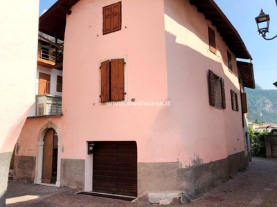 Casa Indipendente in vendita ad Avio via Orsoline