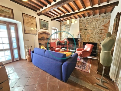 Casa indipendente in vendita, Buggiano borgo a