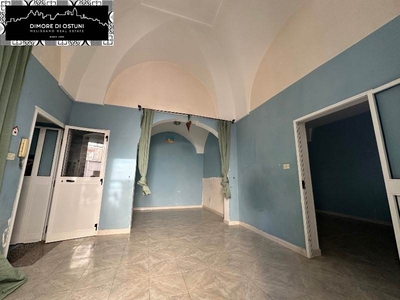 Casa singola da ristrutturare a Ostuni