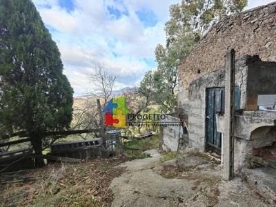 Casale in vendita a Castelmola località Montevenere