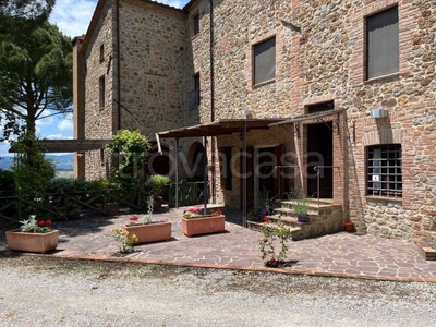 Casale in vendita a Monteleone d'Orvieto loc. Paladina