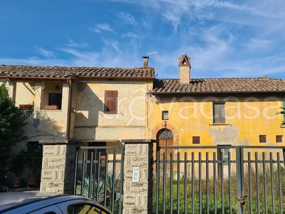 Casale in vendita a Perugia strada della Torre, 17