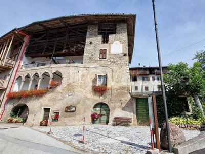 Colonica in in vendita da privato a San Lorenzo Dorsino via di Prusa