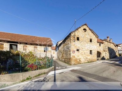 Colonica in vendita a Borgo Valbelluna via Carve, 27