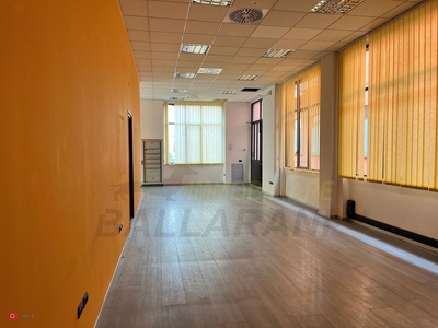 Laboratorio in Affitto in Via Oslavia a Milano