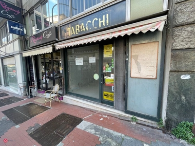 Negozio/Locale commerciale in Affitto in Via di Santa Zita 17 r a Genova