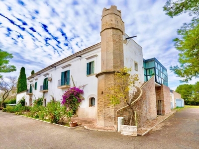 Prestigiosa villa di 2000 mq in vendita, Via Pietramontecorvino, Lucera, Puglia