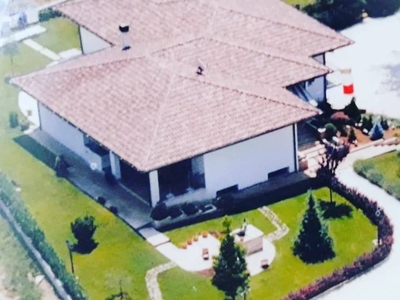 Esclusiva villa in vendita Lagoscillo, Patrica, Lazio