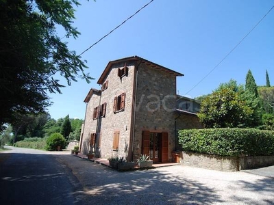 Rustico in vendita a Tuoro sul Trasimeno via del porto