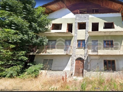 Rustico in vendita a Verrayes frazione Grand Villa