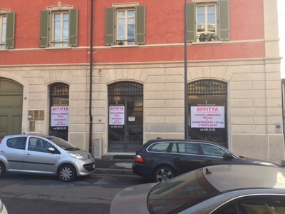 Ufficio ristrutturato a Brescia
