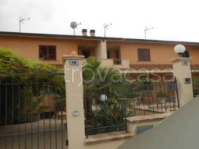 Villa a Schiera all'asta a Bagheria via Santa Marina, 12