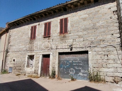Villa a Schiera in in vendita da privato a Buddusò via Goceano, 13