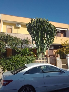 Villa a Schiera in in vendita da privato a Rometta via n. Patti, 20
