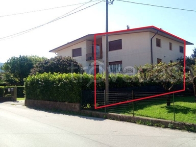 Villa a Schiera in vendita a Borgo Valbelluna