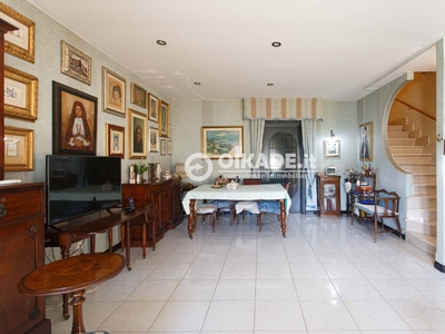 Villa a Schiera in vendita a Cagliari via Telesio