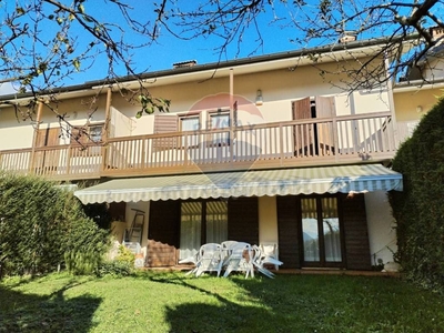 Villa a Schiera in vendita a Feltre via Rienza