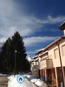 Villa a Schiera in vendita a Lavarone frazione Lanzino, 40