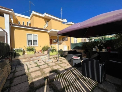 Villa a Schiera in vendita a Quartu Sant'Elena via Ichnusa, 51