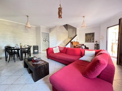 Villa a Schiera in vendita ad Agrigento via Maggiore Pietro Vella, 30