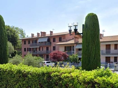 Villa a schiera in Via Gian Matteo Giberti, Bardolino, 8 locali