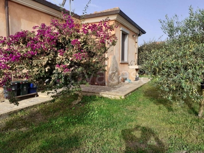 Villa Bifamiliare in in vendita da privato a Sassari via dei Rosmarini, 21