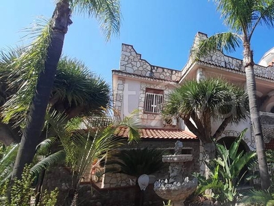 Villa Bifamiliare in vendita a Carini via Costa Verde, 11