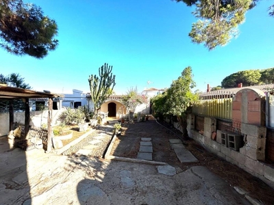 Villa Bifamiliare in vendita a Castiadas via Santa Giusta, 2