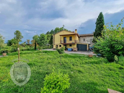 Villa Bifamiliare in vendita a Castiglione del Lago località San Giuseppe