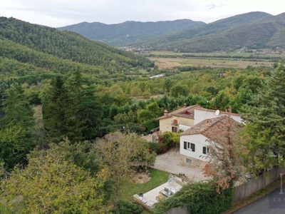 Villa Bifamiliare in vendita a Lisciano Niccone