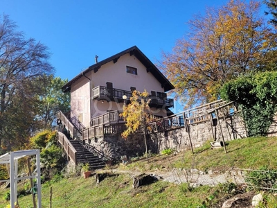 Villa Bifamiliare in vendita a Madruzzo via malga