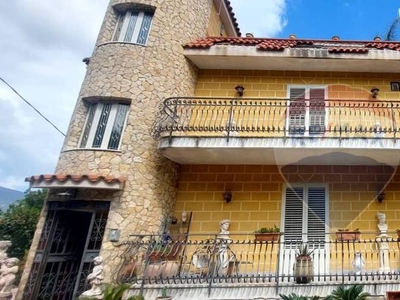 Villa Bifamiliare in vendita a Monreale via Ceraulo, 3