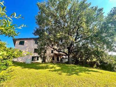 Villa Bifamiliare in vendita a Monte Santa Maria Tiberina via San Pietro