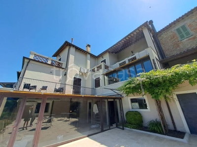 Villa Bifamiliare in vendita a Montefalco montefalco