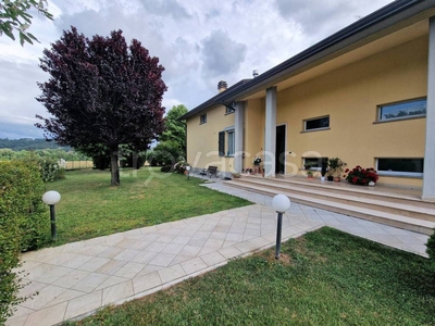 Villa Bifamiliare in vendita a Perugia strada Butinale Ventia, 16
