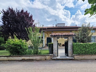 Villa Bifamiliare in vendita a Perugia strada Butinale Ventia, 16
