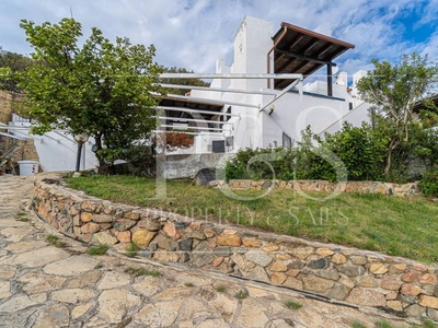 Villa Bifamiliare in vendita a Quartu Sant'Elena