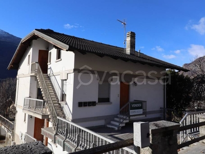 Villa Bifamiliare in vendita a Saint-Vincent viale Piemonte 27