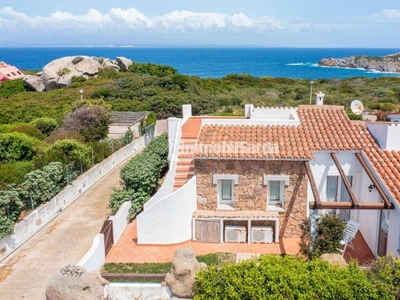 Villa Bifamiliare in vendita a Santa Teresa Gallura località Porto Quadro