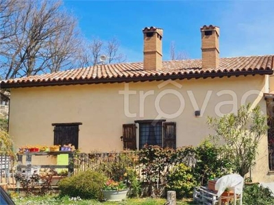 Villa Bifamiliare in vendita a Spoleto frazione San Silvestro