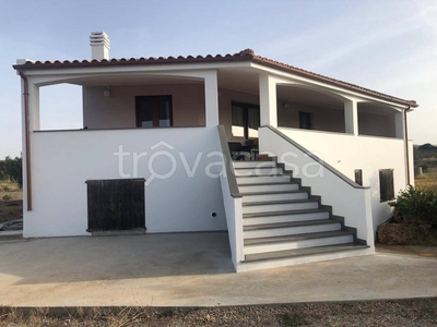 Villa Bifamiliare in vendita ad Alghero reg. Mamuntanas