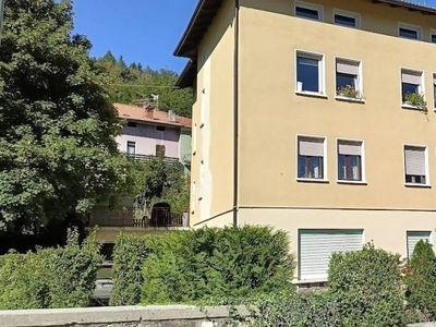 Villa Bifamiliare in vendita ad Altopiano della Vigolana via alle Scuole, 7